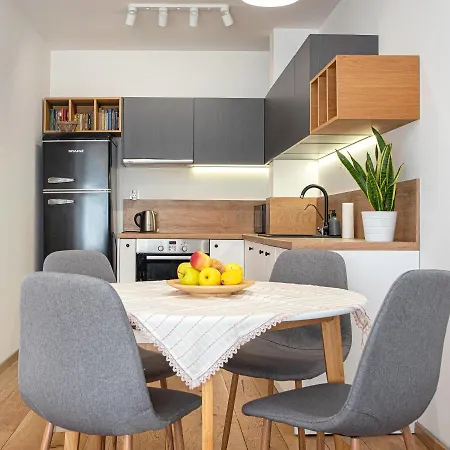 Stylishly Designed In Central With Parking Sofia